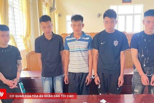 Bắt nhóm đối tượng khi đang sử dụng ma túy tập thể