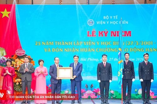 Viện Y học biển đón nhận Huân chương Lao động hạng Nhất