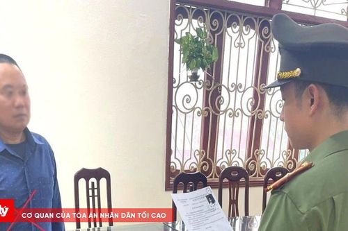 Vận động thành công đối tượng trốn truy nã hơn 9 năm ra đầu thú