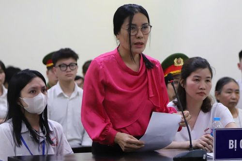 Cựu hiệu trưởng ở Hà Nội bị phạt 3 năm tù vì thu vượt tiền dạy thêm