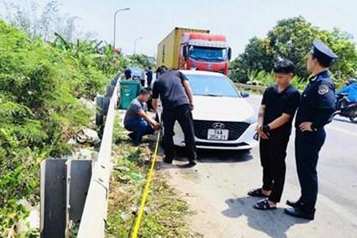 Nhiều vụ vận chuyển trái phép ma túy lớn được Hải quan triệt phá tại vùng biên
