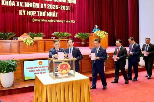 Quảng Ninh thông qua 11 nghị quyết, kiện toàn bộ máy chính quyền nhiệm kỳ mới