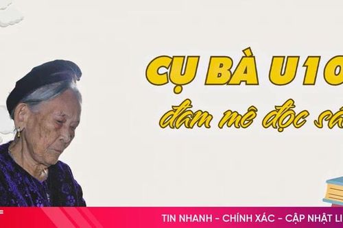 Cụ bà gần trăm tuổi đam mê đọc sách
