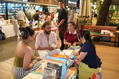 Sôi động Ngày hội Sách và Văn hóa đêm tại Thành phố Hồ Chí Minh