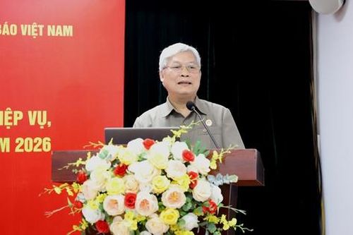 Để mỗi bài viết là một 'vũ khí' trên mặt trận tư tưởng