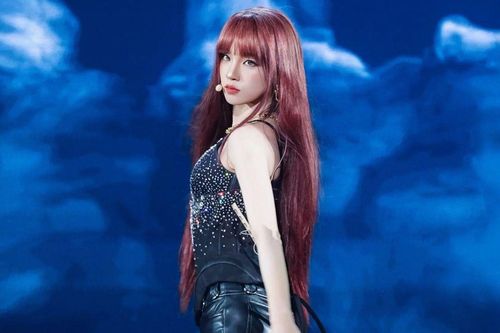 Yuqi (i-dle) tạm ngừng hoạt động