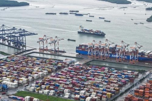 Cái Mép - Thị Vải: Gỡ 'nút thắt' logistics, chờ cú hích hạ tầng để bứt tốc