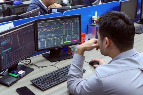 UBCK cảnh báo rủi ro từ các mô hình hợp tác đầu tư qua ứng dụng