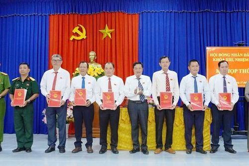 HĐND xã Phú An bầu các nhân sự chủ chốt