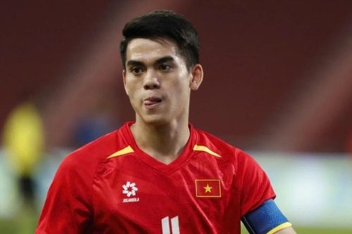 Khuất Văn Khang dính chấn thương cổ chân, tuyển Việt Nam lo lắng trước trận gặp Malaysia