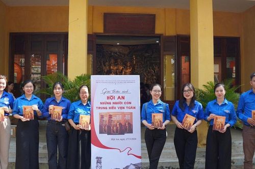 Ra mắt tập sách 'Hội An - Những người con trung hiếu vẹn toàn'