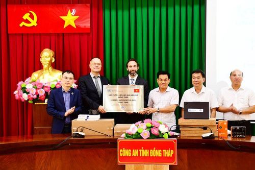 Văn phòng BLO tỉnh Đồng Tháp tiếp nhận thiết bị hỗ trợ phòng, chống ma túy từ UNODC