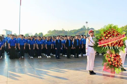 Tuổi trẻ phường Pleiku sôi nổi chào mừng kỷ niệm 95 năm Ngày thành lập Đoàn