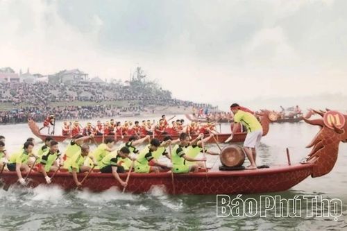 Rực rỡ sắc màu văn hóa bên dòng sông Đà huyền thoại