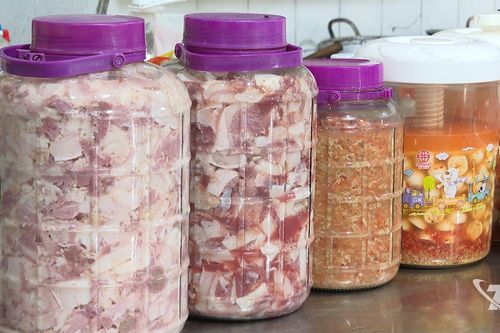 Thịt lợn chua - hương vị mộc mạc vùng cao