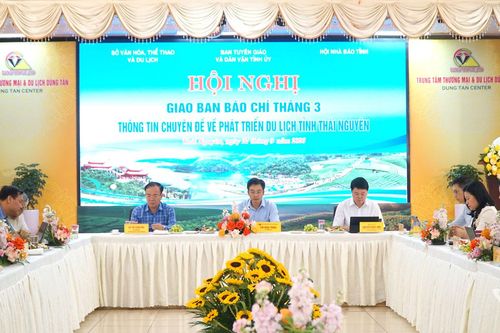 Báo chí đồng hành quảng bá du lịch Thái Nguyên