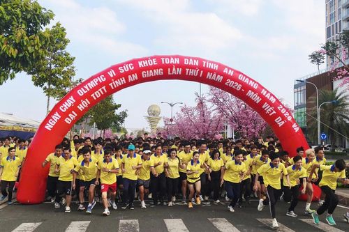 An Giang: 40.000 người chạy đồng hành hưởng ứng Ngày chạy Olympic vì sức khỏe toàn dân