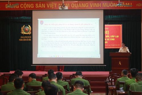 Thái Nguyên: Tập huấn công tác cấp đổi, cấp lại, thu hồi giấy phép lái xe cho Công an cấp xã