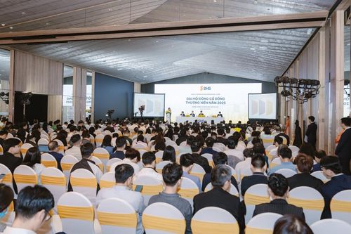 SHS muốn tăng vốn 10.000 tỷ đồng, chia cổ tức 5% bằng tiền mặt