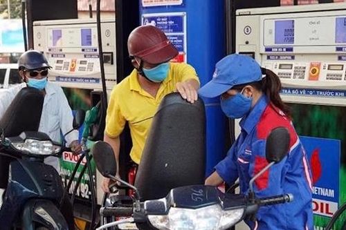 Giá xăng dầu giảm mạnh, xăng RON95-III giảm hơn 5.600 đồng/lít