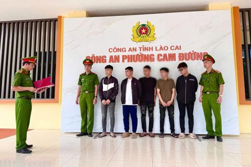 Khởi tố nhóm thanh thiếu niên phóng xe gây rối trật tự công cộng