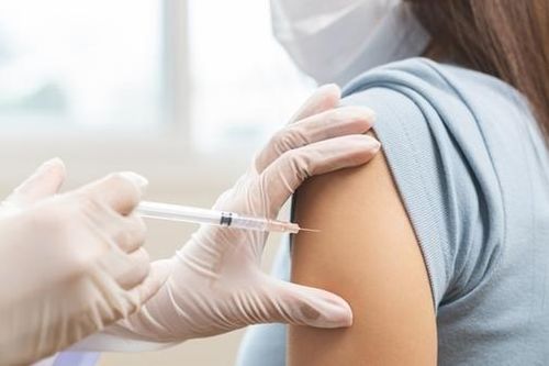 Vì sao chỉ bồi thường tai biến tiêm chủng bắt buộc mà không chi tiêm tự nguyện?