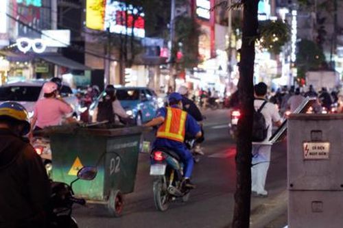 Mối nguy từ loại phương tiện thu gom rác tự chế