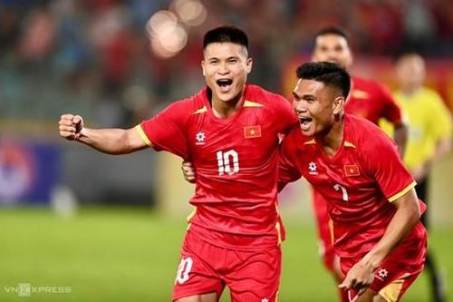 Clip đội tuyển Việt Nam thắng 3-0 trong trận giao hữu trước Bangladesh