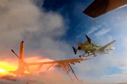 'Chảy máu ngân sách' khi dùng tiêm kích bạc tỷ đánh chặn UAV giá rẻ của Iran