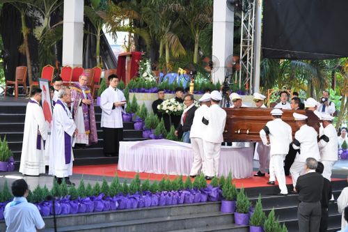 Thánh lễ an táng Đức Hồng y Gioan Baotixita Phạm Minh Mẫn
