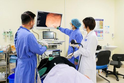 Phóng đại thực quản 150 lần, bác sĩ Bệnh viện K 'tóm gọn' ung thư từ sớm