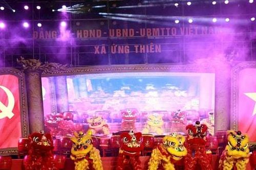 126 tay trống hội vang nhịp đoàn kết tại chương trình văn hóa - nghệ thuật xã Ứng Thiên