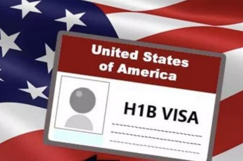 Mỹ cân nhắc siết yêu cầu visa đối với lao động tay nghề cao