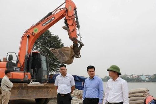 Tuyến đường giáp đường sắt Bắc - Nam và hồ Linh Đàm thông xe kỹ thuật ngày 15-4