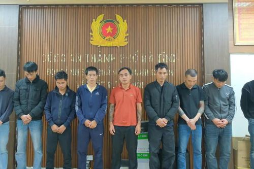 Phá sới bạc trong trại lợn, khởi tố nhiều đối tượng