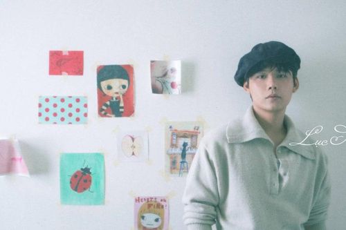 Lục Huy mở ra hành trình mới trong âm nhạc với MV 'Nhẹ nhàng va vào nhau'
