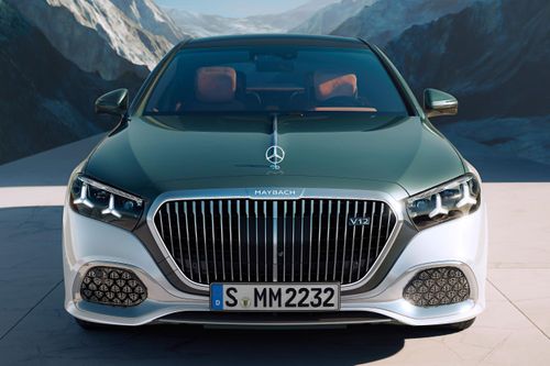 Tại sao Mercedes-Benz khai tử động cơ V12 tại châu Âu?