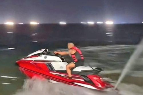 TikToker liều lĩnh lái môtô nước ở khu vực cấm tại Nha Trang