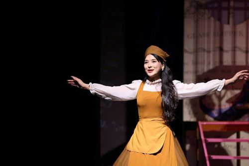 Lọ Lem trên sân khấu kịch không còn chờ phép màu