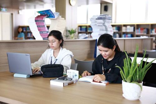 Trường Đại học Luật TP.HCM khai trương Thư viện Cơ sở 3 Long Phước
