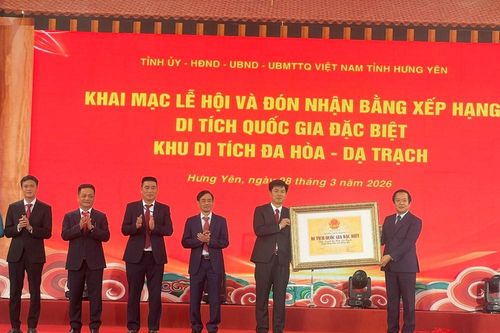 Khai mạc lễ hội và đón Bằng xếp hạng Di tích quốc gia đặc biệt Khu di tích Đa Hòa - Dạ Trạch
