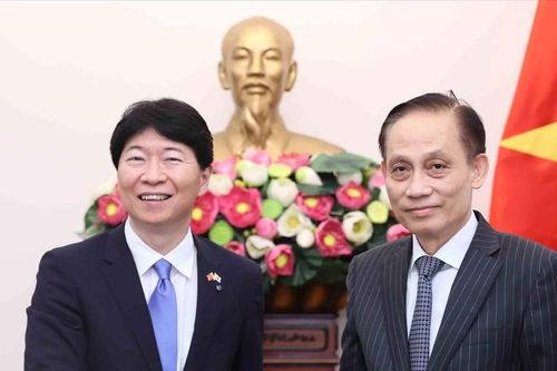 Hoạt động của lãnh đạo Đảng, Nhà nước ngày 27/3