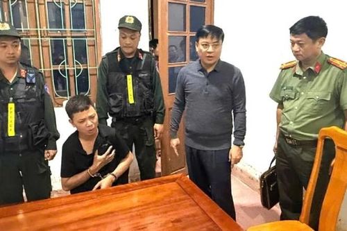 Quảng Trị: Khởi tố, bắt tạm giam đối tượng dùng súng tự chế giết người