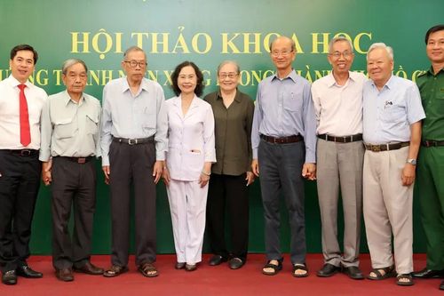 Bản lĩnh và khát vọng