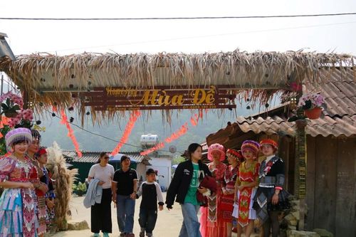 Bản Lồng trở thành điểm du lịch cộng đồng trên đèo Pha Đin