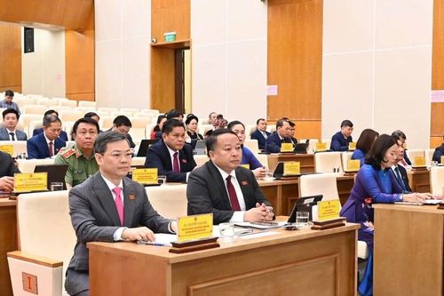 Ông Phan Huy Ngọc tiếp tục được bầu làm Chủ tịch UBND tỉnh Tuyên Quang