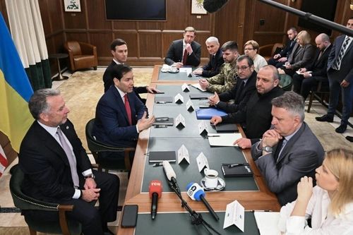 'Đám mây' phủ bóng xung đột Nga-Ukraine