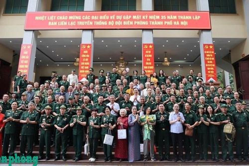 Gặp mặt kỷ niệm 35 năm Ngày thành lập Ban liên lạc truyền thống Bộ đội Biên phòng thành phố Hà Nội