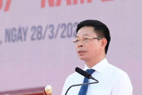 Chạy cùng tinh thần Việt Nam - bền bỉ, dẻo dai và không bao giờ dừng lại