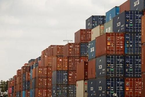 Các nhà bán lẻ cảnh báo nguy cơ tăng giá nếu xung đột Iran kéo dài